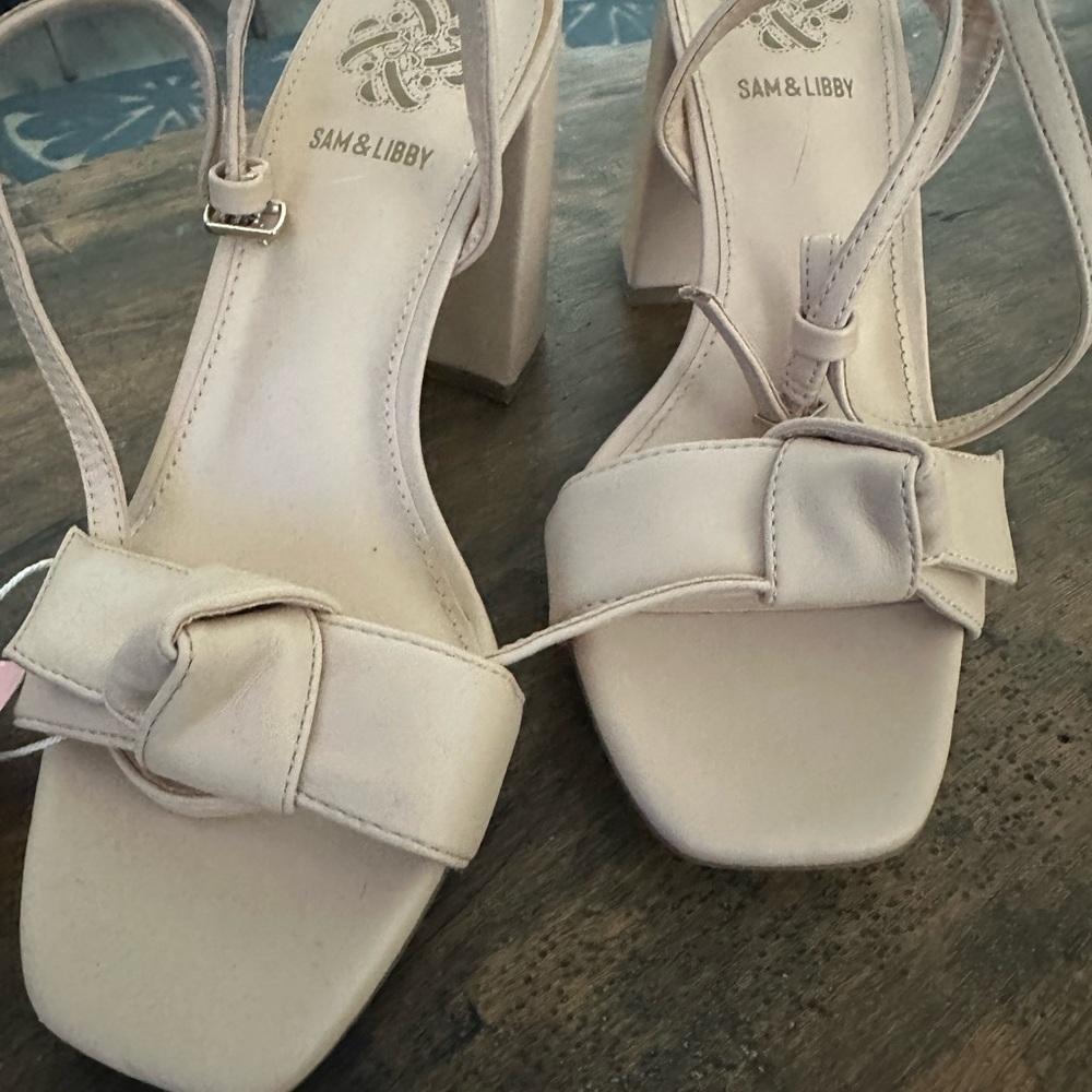 Sam & Libby Women's Beige Heeled Sandals - Picture 2 of 3